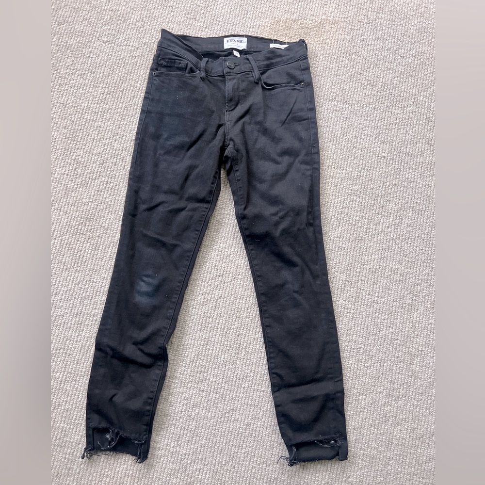 Frame skinny jeans black with frayed hem size 25 ankle cropped